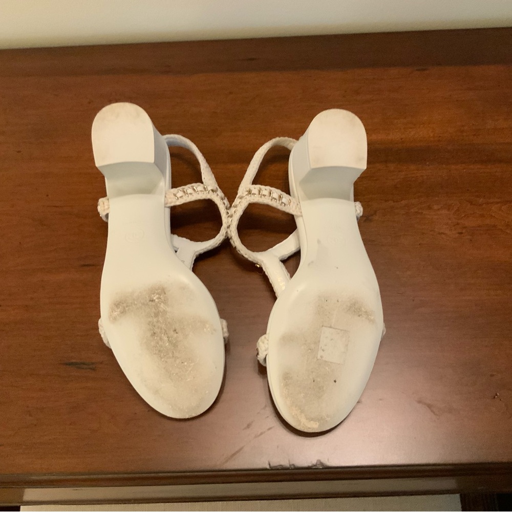 CHANEL White Heeled Sandals - Picture 4 of 11